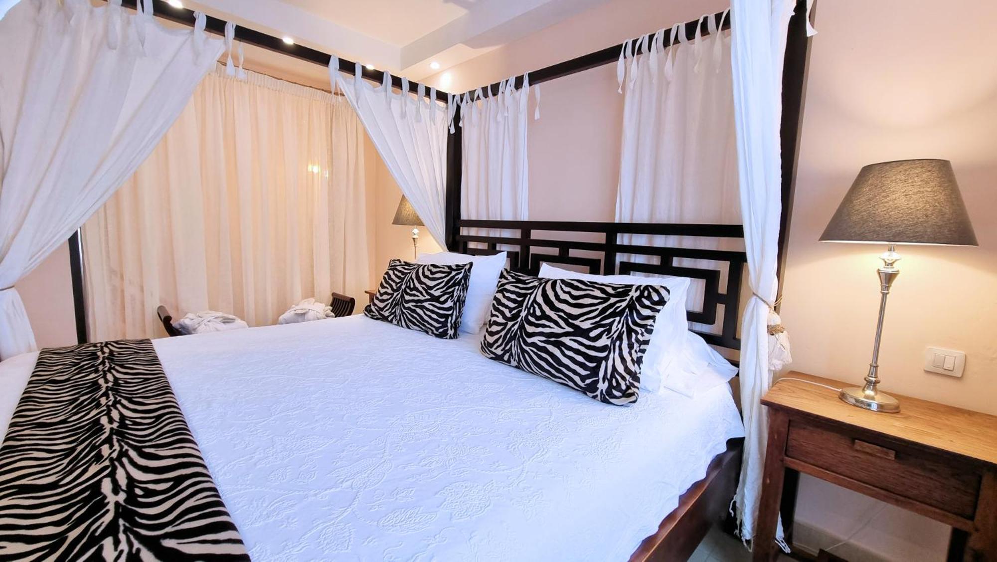 Evita Beach Suites Exclusivas Калета де Себо Екстер'єр фото